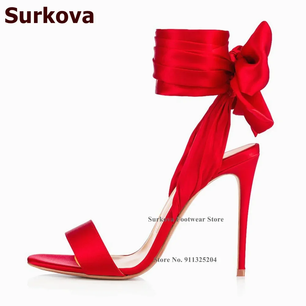 Surkova hete rode satijnen sto - Satin Bow Tie recensie en prijs