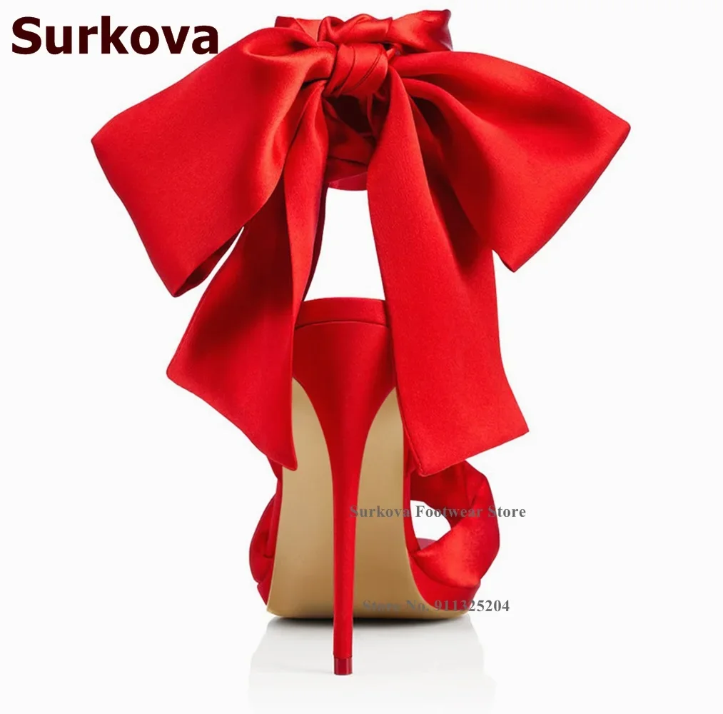 Surkova hete rode satijnen sto - Satin Bow Tie recensie en prijs